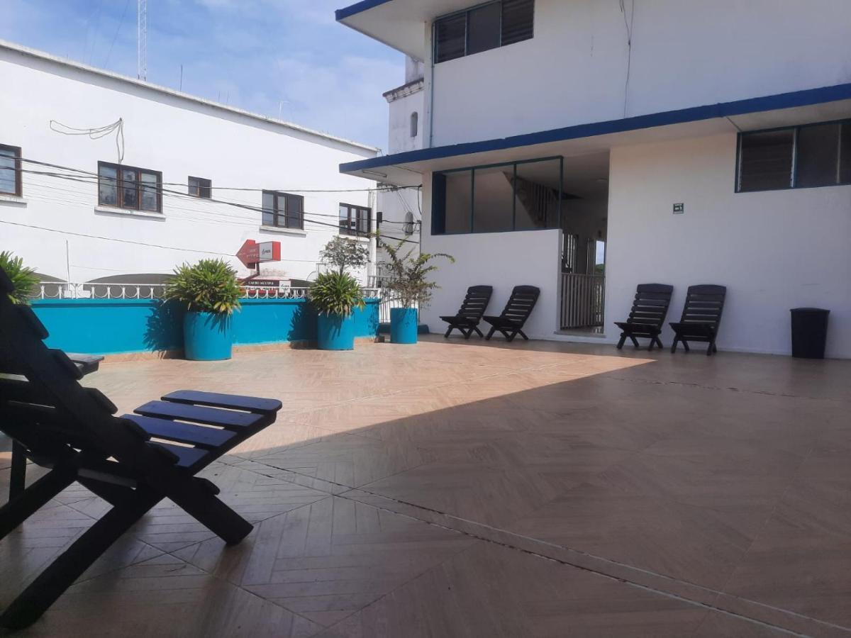 Hotel Acuario Catemaco Exterior photo